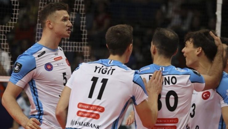 Halkbank, Arkas Spor’u 3 sette geçti!