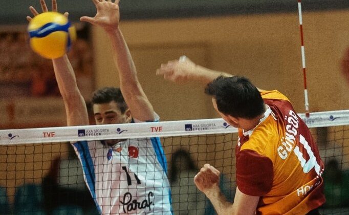 Halkbank, zorlu maçta Galatasaray’ı devirdi