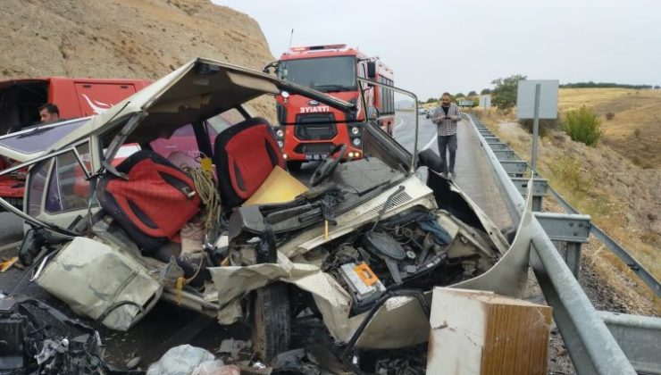 Malatya’da otomobiller çarpıştı: 1 ölü, 4 yaralı