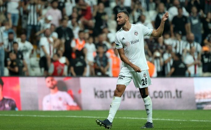 Romain Saiss’in yokluğu zorlayıcı olacak