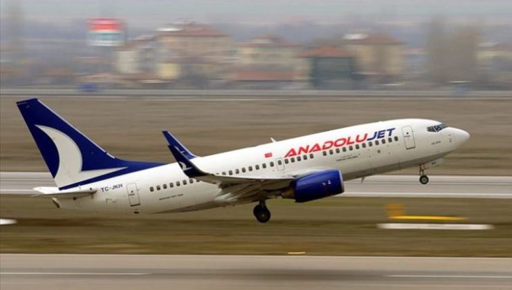 Anadolujet uçağı Sabiha Gökçen Havalimanı’na inemedi