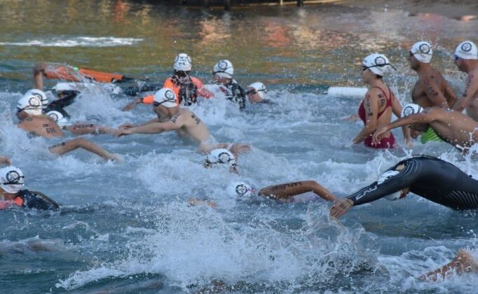 Arena Aquamasters Yüzme Şampiyonası sona erdi