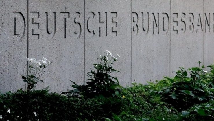 Bundesbank’tan ‘riskler büyüyor’ uyarısı