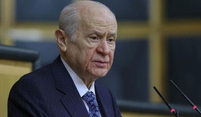 Son Dakika… Bahçeli’den AKP’li Uzman Ünal’a sert kelamlar: ‘Cumhuriyet’in Türk kültürüne, lisanına ve düşünme setlerimize ziyan verdiğini argüman edenler…’