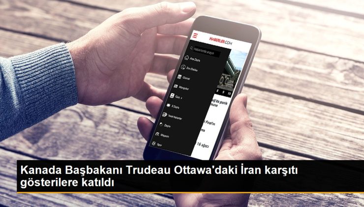 Kanada Başbakanı Trudeau Ottawa’daki İran tersi şovlara katıldı