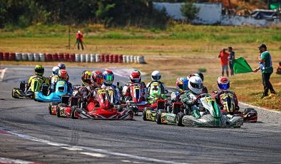 Karting 4. Ayakta Nefes Kesen Mücadele Yaşandı